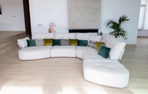 Arianne_plus by simplysofas.in